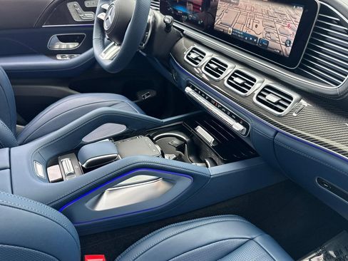 New 2026 Mercedes-Benz GLE 53 AMG 4MATIC Coupe image 28