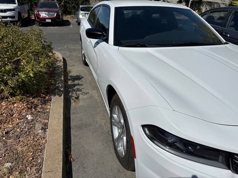 Used 2023 Dodge Charger SXT RWD image 2
