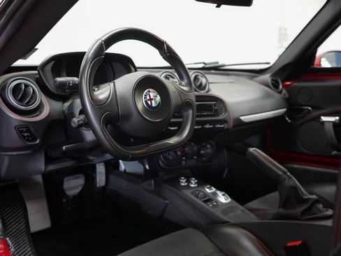 Used 2016 Alfa Romeo 4C Coupe w/ Convenience Group - Coupe RWD image 38