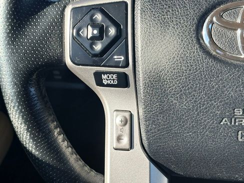 Used 2014 Toyota 4Runner SR5 image 23