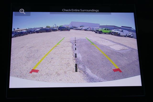 Used 2025 Jeep Grand Cherokee Altitude RWD image 28