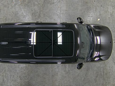 New 2025 Jeep Grand Cherokee L Limited w/ Luxury Tech Group II image 40