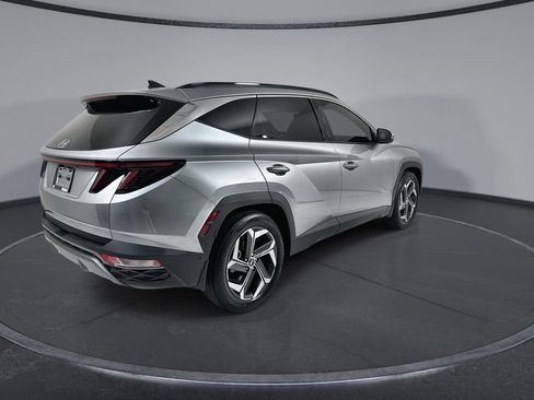 Used 2024 Hyundai Tucson Limited FWD image 8