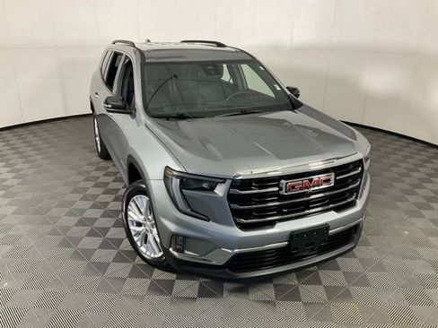 Used 2025 GMC Acadia Elevation w/ Elevation Premium Package FWD image 44