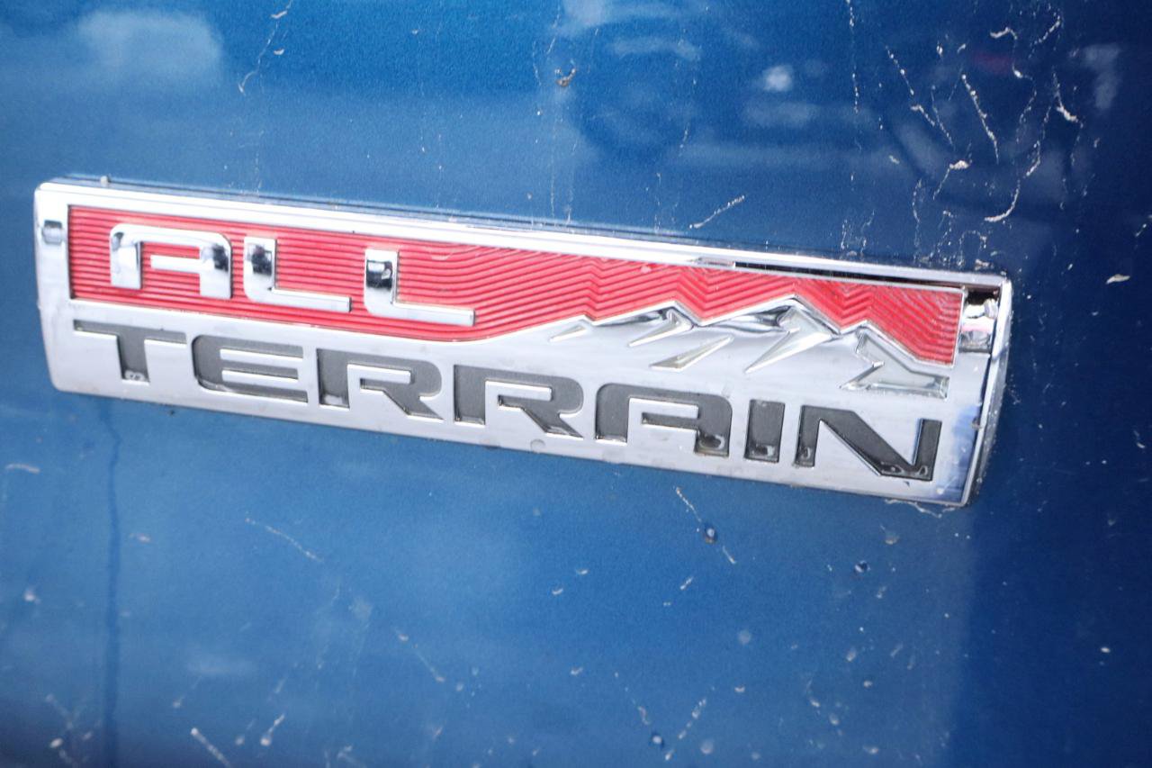 Used 2017 GMC Sierra 1500 SLT AWD/4WD image 5