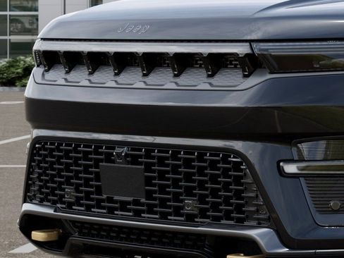 New 2026 Jeep Grand Wagoneer 4WD image 11