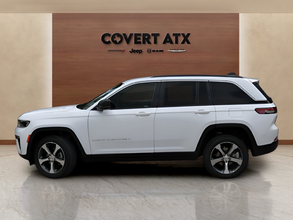 New 2026 Jeep Grand Cherokee Limited RWD image 2