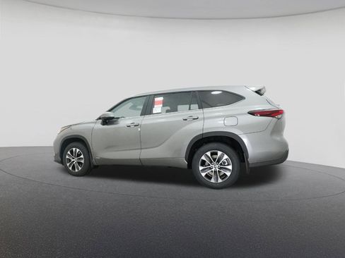 New 2026 Toyota Highlander XLE AWD/4WD image 20