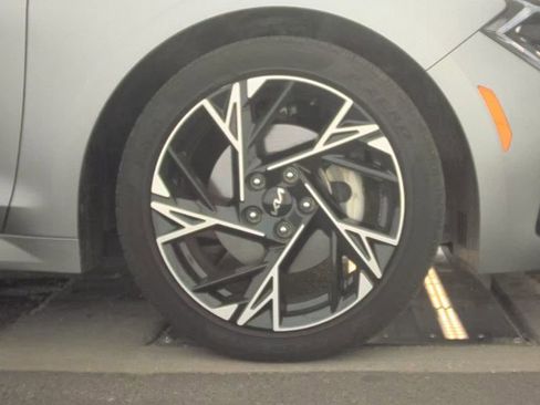 Used 2025 Kia K5 GT-Line w/ GT-Line Premium Package FWD image 6