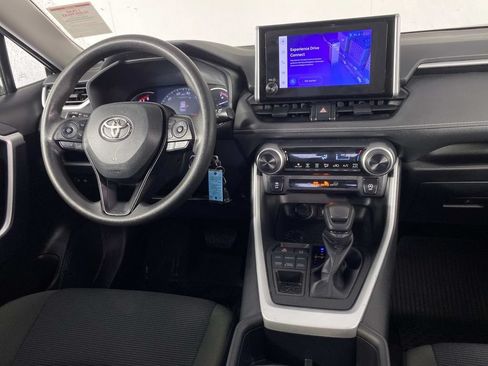 Used 2023 Toyota RAV4 LE AWD/4WD image 13
