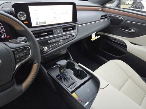 New 2025 Lexus ES 350 350 Luxury image 33