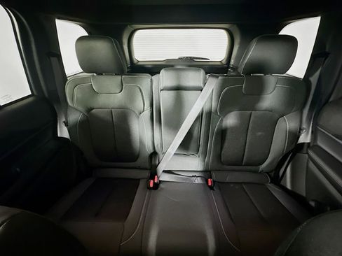 New 2025 Jeep Grand Cherokee Laredo X w/ Luxury Tech Group I image 10