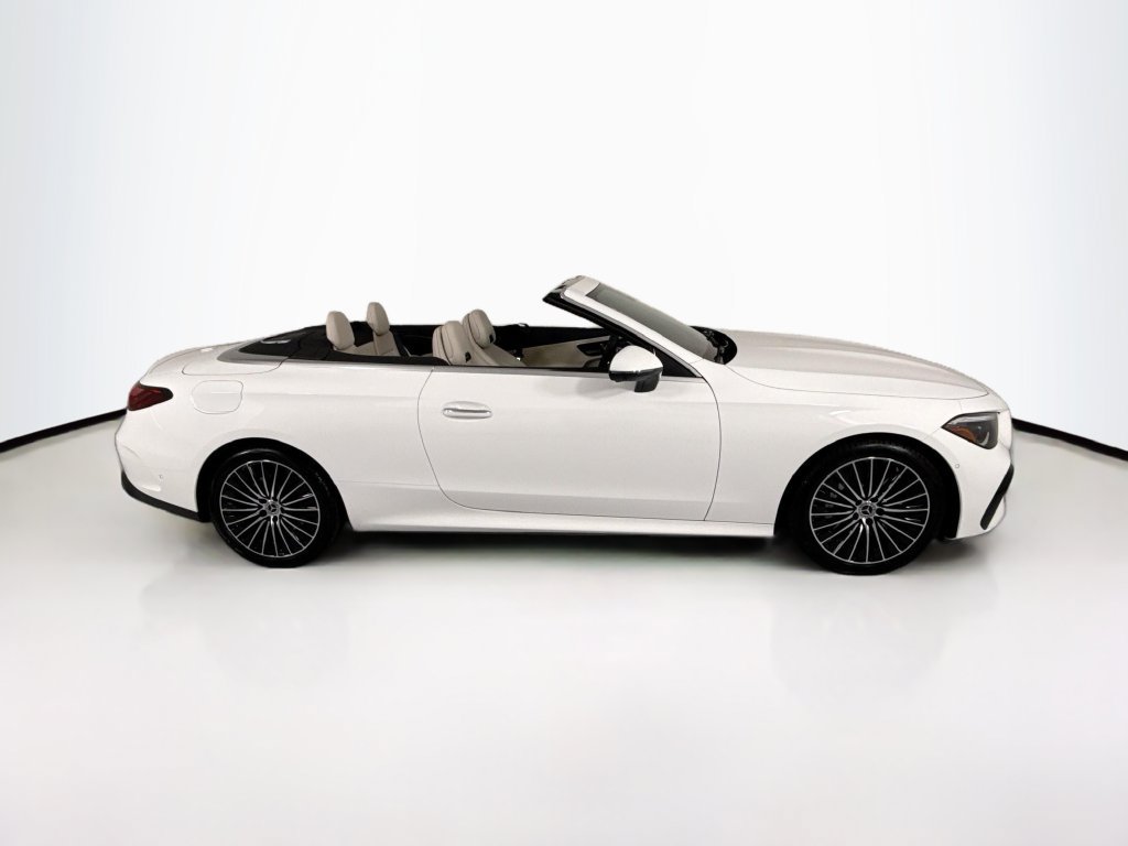 New 2027 Mercedes-Benz CLE 450 4MATIC Cabriolet image 4