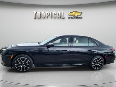 Used 2025 BMW 740i RWD image 2