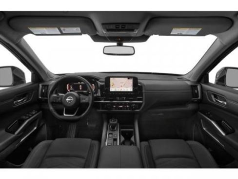 Used 2024 Nissan Pathfinder Platinum FWD image 11