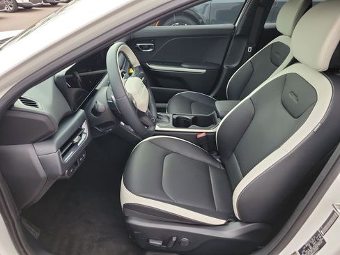 New 2026 Kia K4 GT-Line w/ GT-Line Sunroof Package FWD image 21