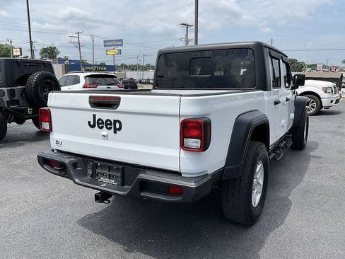Used 2020 Jeep Gladiator Sport w/ Quick Order Package 23S AWD/4WD image 5