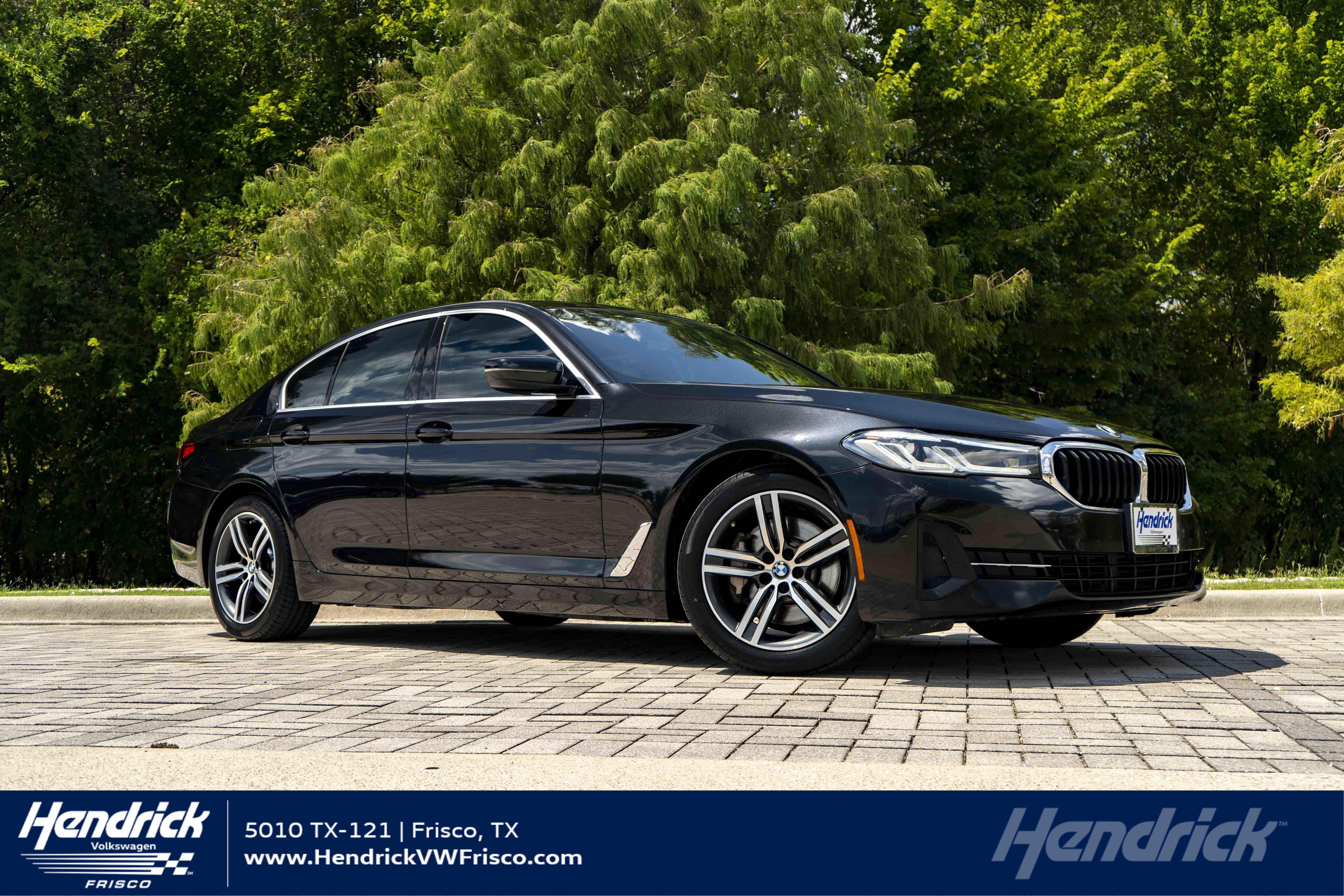 Used 2021 BMW 530i xDrive w/ Convenience Package AWD/4WD image 1