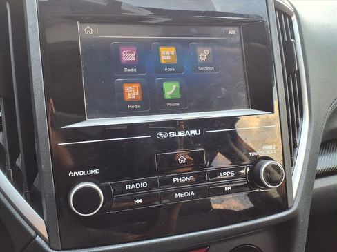 Used 2018 Subaru Crosstrek 2.0i image 7