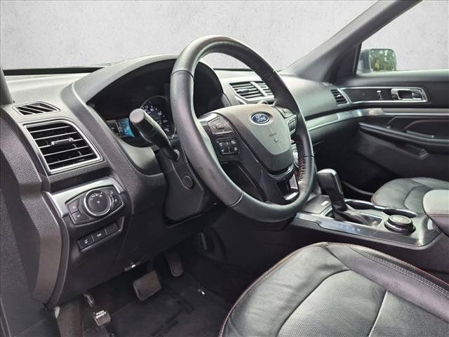 Used 2018 Ford Explorer Sport w/ Equipment Group 401A AWD/4WD image 3