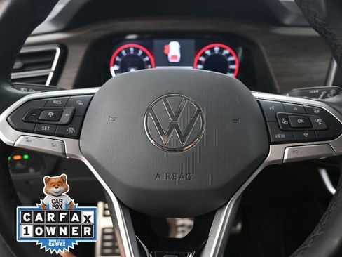 Used 2024 Volkswagen Atlas SEL Premium R-Line AWD/4WD image 10