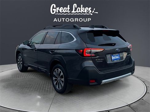 Used 2023 Subaru Outback Limited image 3