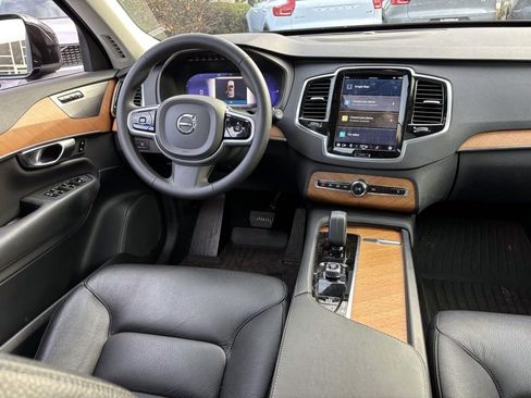 Used 2023 Volvo XC90 T8 Plus w/ Protection Package Premier image 31