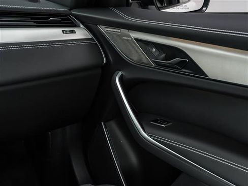 New 2025 Jaguar F-PACE R-Dynamic S AWD/4WD image 30
