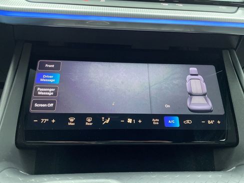 Used 2025 Jeep Wagoneer S Launch Edition image 24