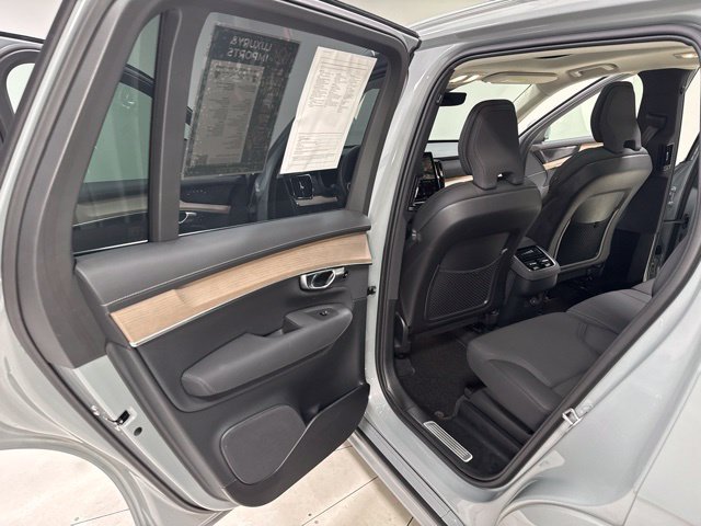 Used 2026 Volvo XC90 B6 Plus AWD/4WD image 25
