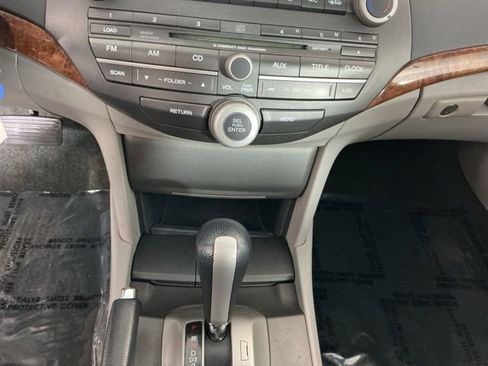 Used 2012 Honda Accord EX image 18