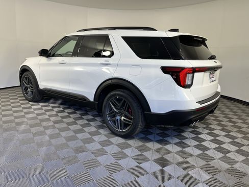 New 2026 Ford Explorer ST w/ Sun And Sound Package AWD/4WD image 3