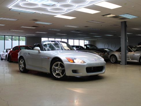 Used 2002 Honda S2000 image 22