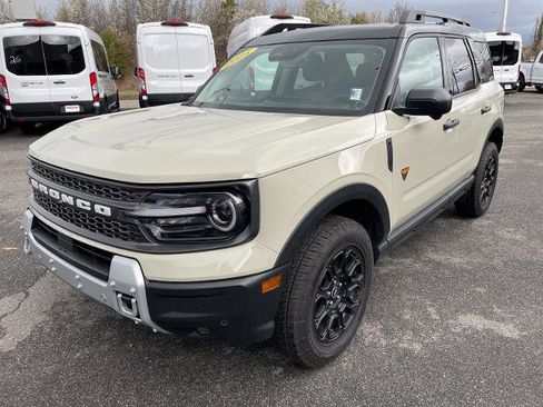 Certified 2025 Ford Bronco Sport Badlands image 5