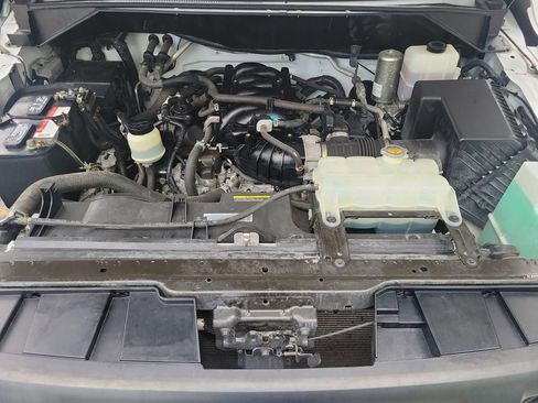 Used 2021 Nissan NV 2500 SV w/ Back Door Glass Package RWD image 35