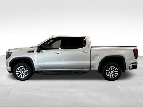 Used 2022 GMC Sierra 1500 AT4 w/ AT4 Preferred Package AWD/4WD image 4