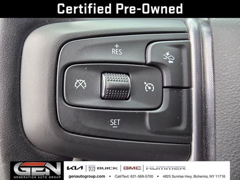 Used 2024 GMC Yukon SLT image 25