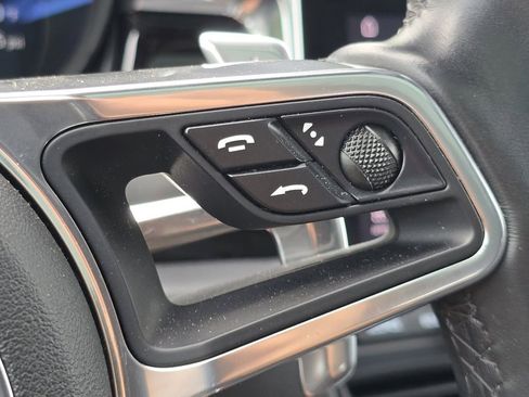 Used 2020 Porsche Macan S AWD/4WD image 17
