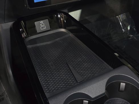 New 2025 Ford Mustang Mach-E Premium AWD/4WD image 28