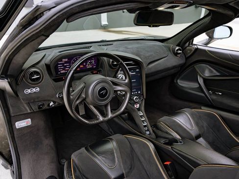 Used 2019 McLaren 720S Performance image 19