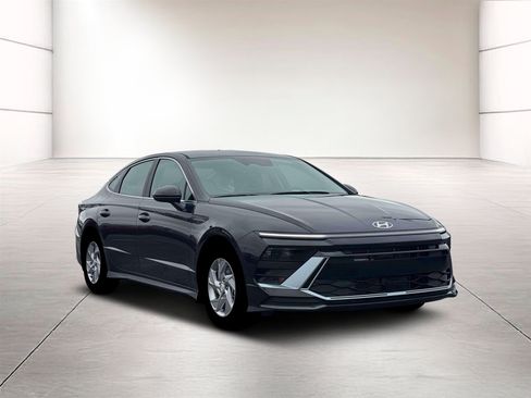 New 2026 Hyundai Sonata SE FWD image 11