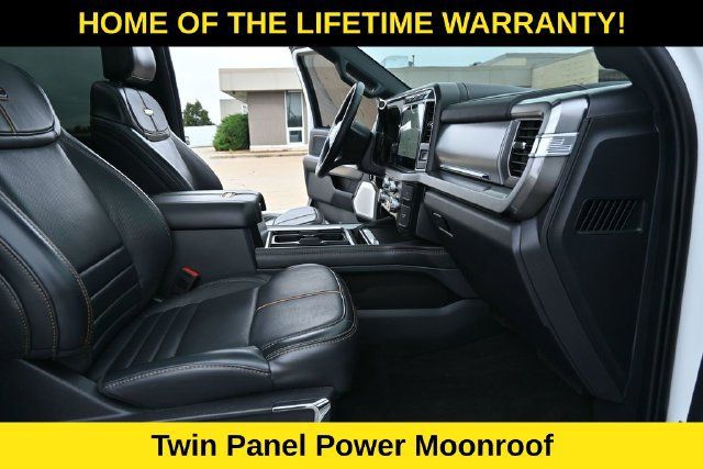 Used 2024 Ford F350 Platinum w/ FX4 Off-Road Package AWD/4WD image 33
