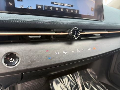 Used 2023 Nissan Ariya PLATINUM+ e-4ORCE image 22