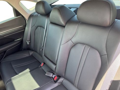 Used 2022 Hyundai Sonata Limited FWD image 16