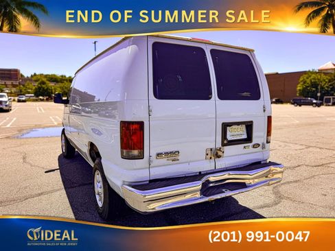 Used 2011 Ford E-350 and Econoline 350 Super Duty w/ Premium Van Group RWD image 5