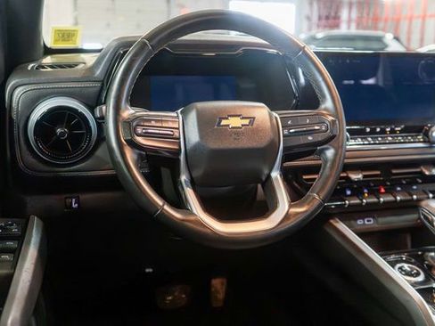 Used 2023 Chevrolet Colorado LT w/ LT Convenience Package AWD/4WD image 13