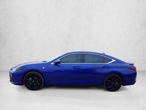 Used 2022 Lexus ES 350 F Sport image 2