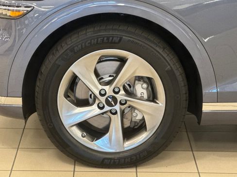 New 2026 Genesis GV70 2.5T AWD/4WD image 26