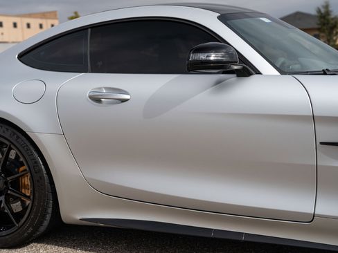 Used 2018 Mercedes-Benz AMG GT R image 14