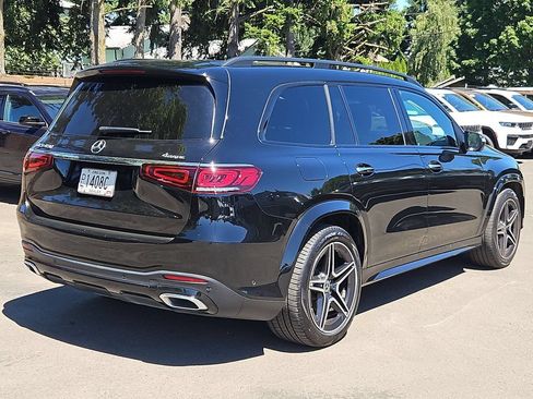 Used 2022 Mercedes-Benz GLS 450 4MATIC image 7
